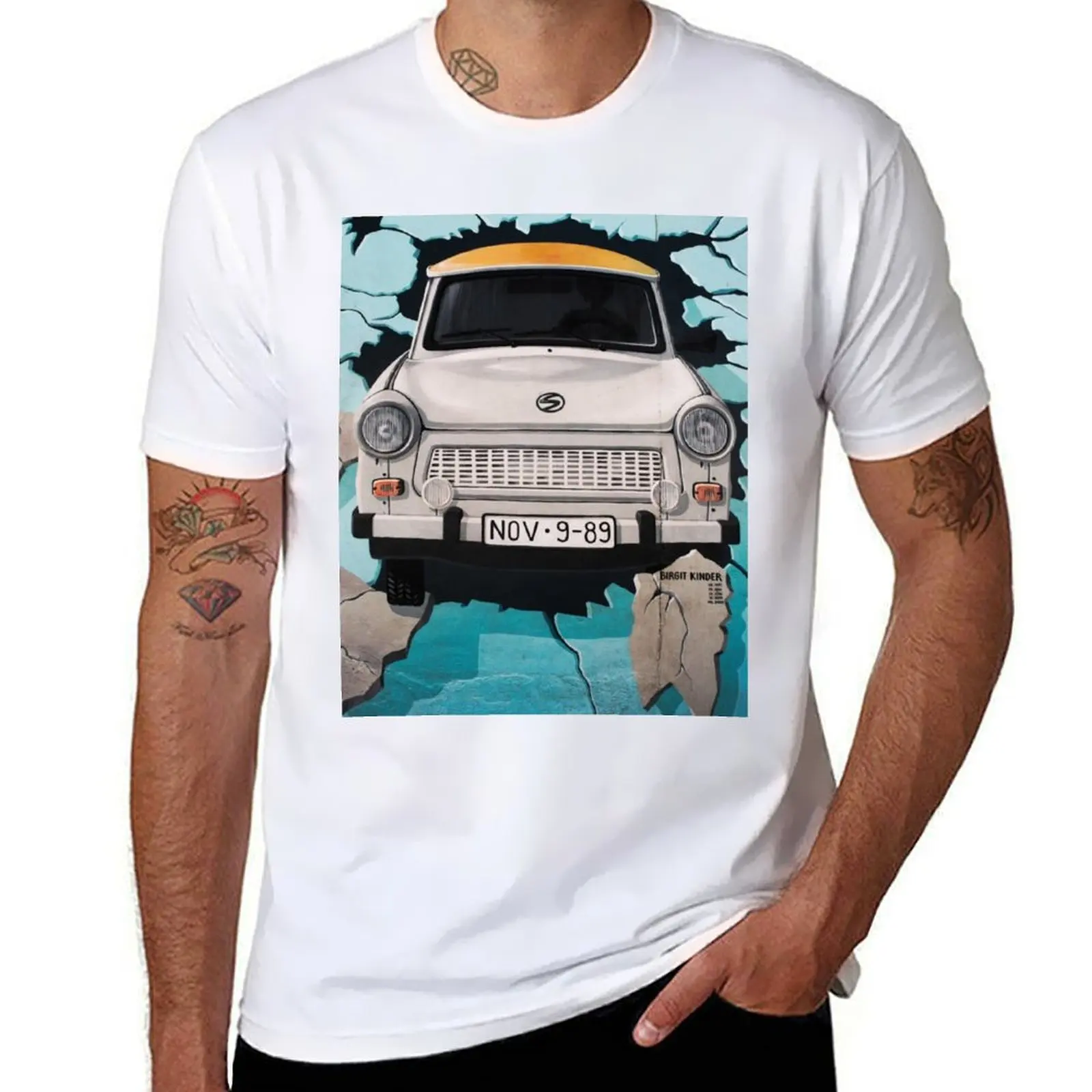 Berlin wall murales T-Shirt designer shirts hippie clothes mens fashion