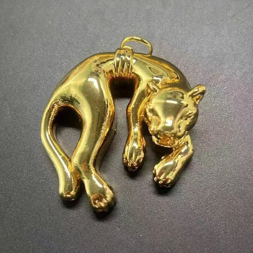 Elegant Trendy Leop…