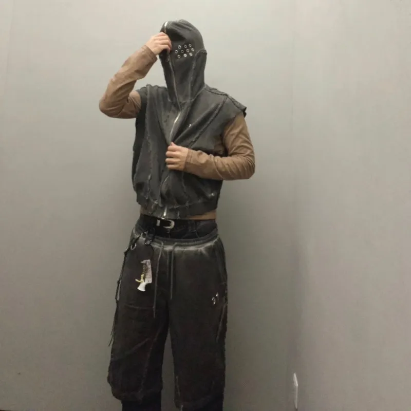 Thug Club 2026 New American-Style Metal Star & Moon Washed Vintage Loose-Fit Summer Shorts for Men