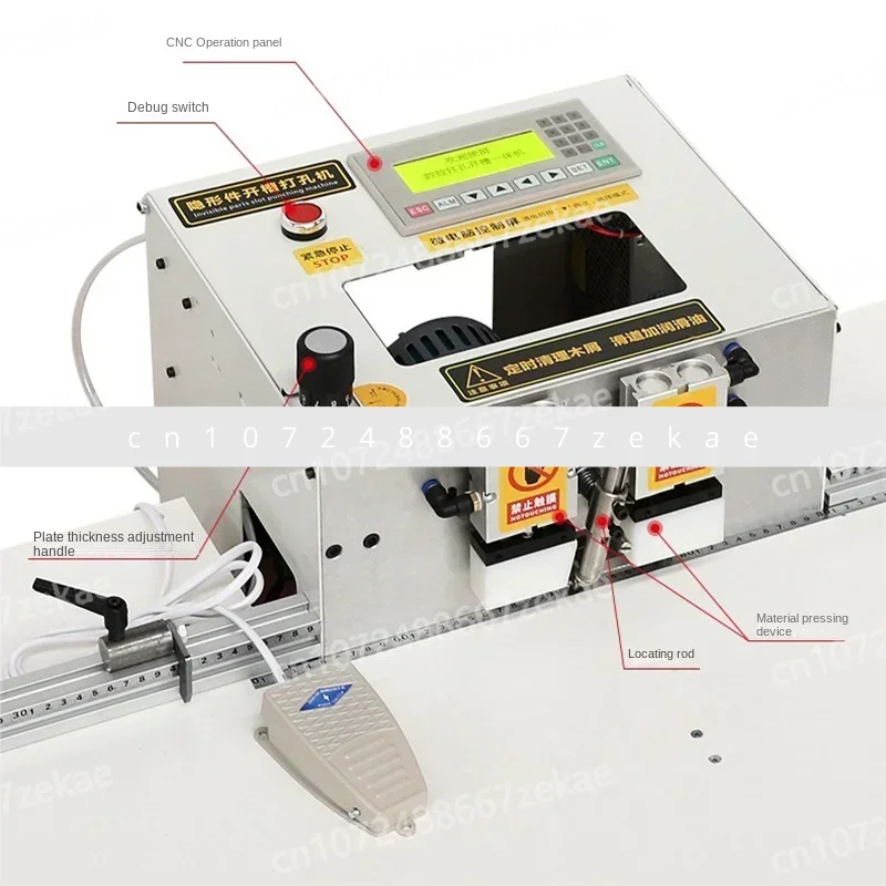 

Штамповочная машина для мебели «три в одном» с боковыми отверстиями Многофункциональный настольный микрокомпьютерный прорезной станок