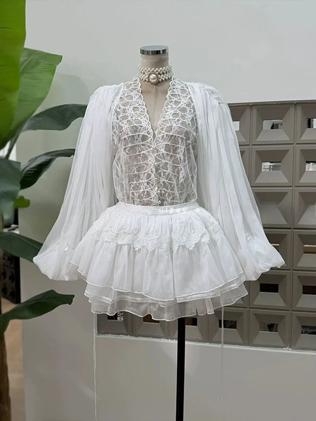 

Elegant Lace Outfit Sexy Girl High Waist Skirt Button Shirt V Neck Long Sleeve Casual Summer Fashion Set for Young Women