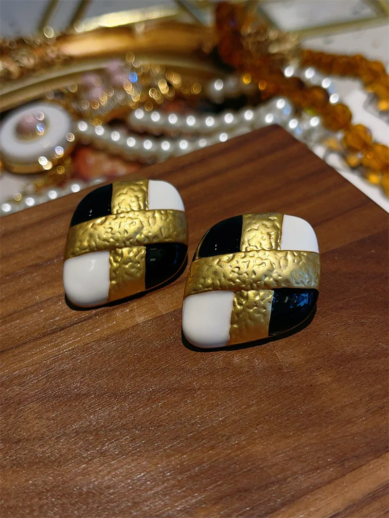 Thumbnail 2 - #68 Ranked K Gold Earrings Picks in 2026