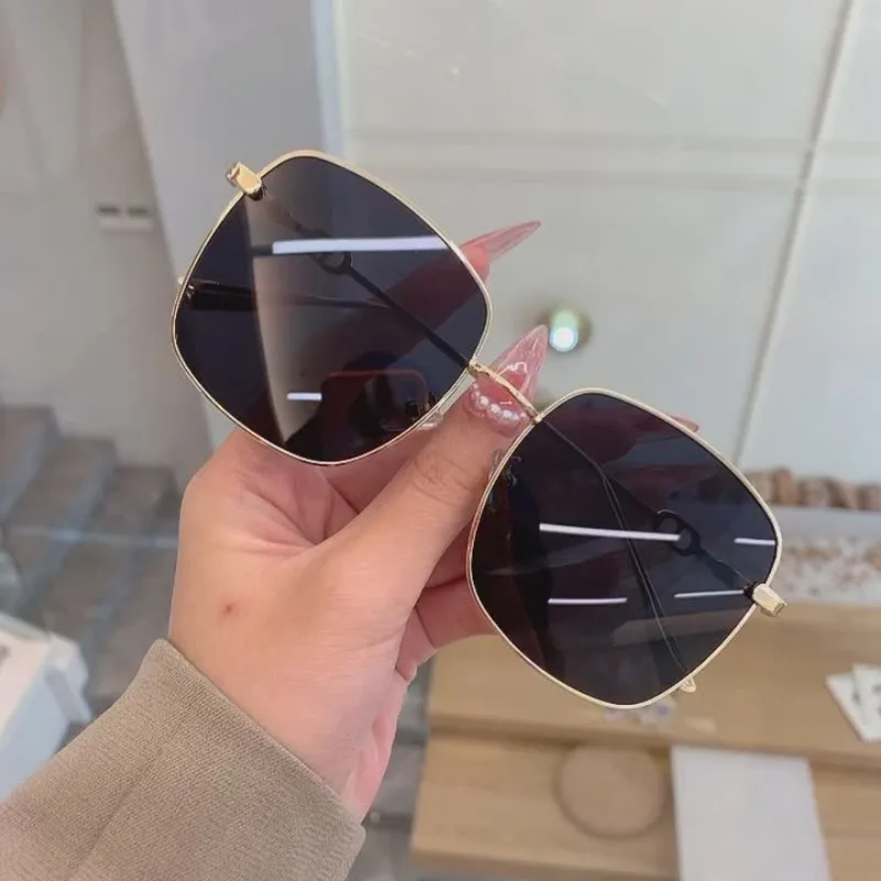 Fashion Oversized Square Sunglasses Woman Brand Designer Vintage Square Sun Glasses Female Big Frame Shades UV400 Glasses