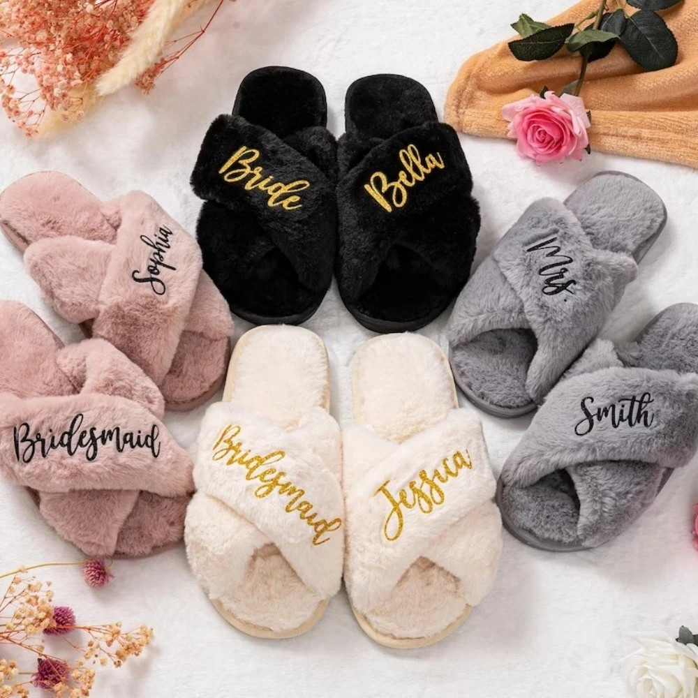 Fluffy Bridesmaid Slippers, Personalized Wedding Slippers, Bridal Shower Gift, Bridesma Slippers