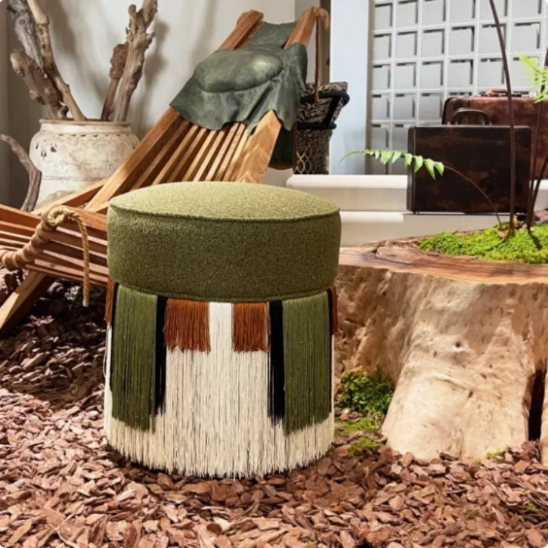 Designer Vintage Tassel Accent Stool Mid-Century Velvet Vanity Bench Luxury Round Ottoman for Entryway Boudoir Makeup Seats
