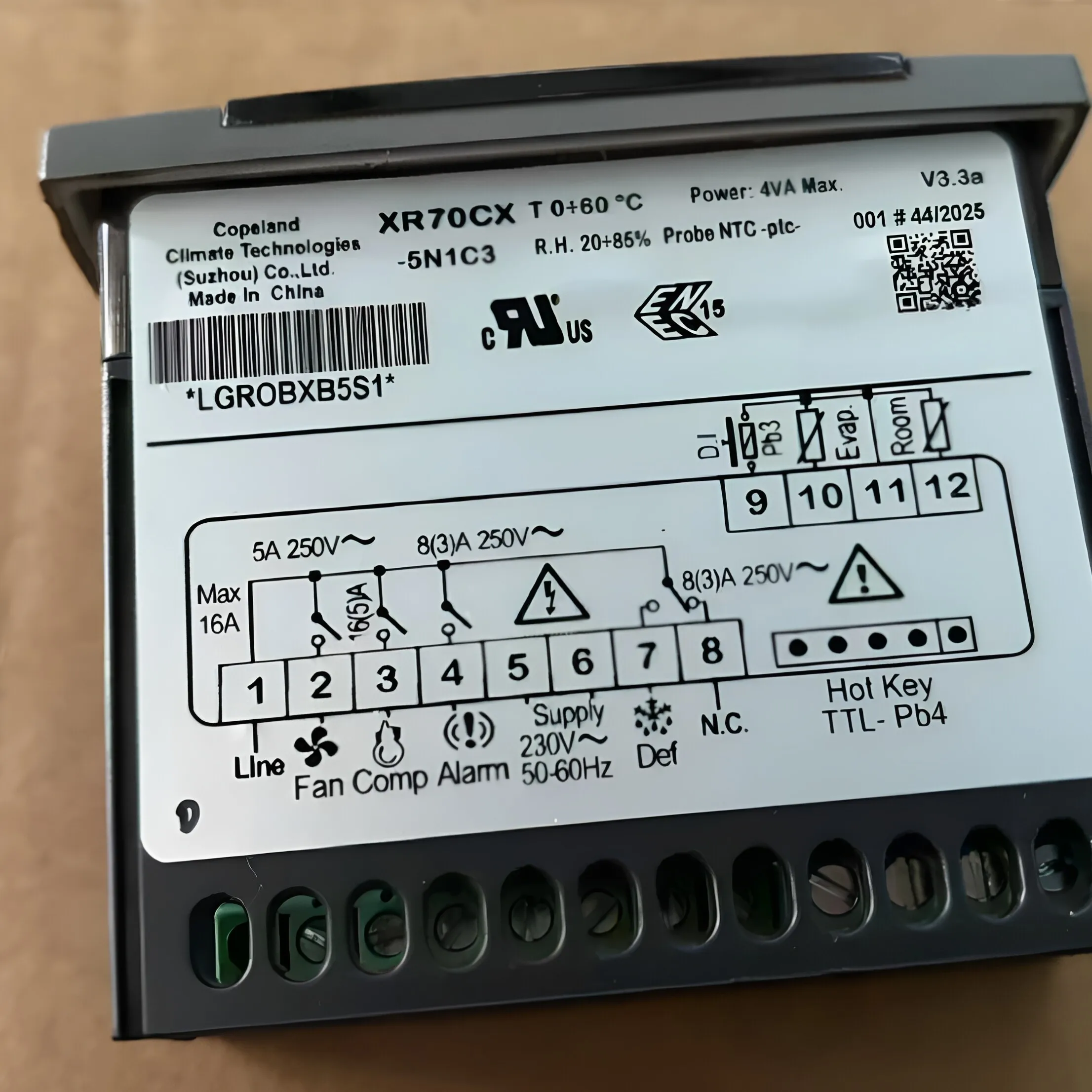 Integrated Circuit Original XR70CX-5N0I3 XR70CX-5N1C3 XR02CX-5N0C1 XR06CX-5N0C1 Temperature Controller in Stock