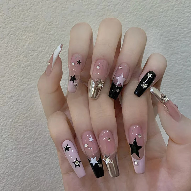 

Silver Black Pink French Style Handmade Press on Nails Wearing Armor Hand-painted Stars Pearls Diamonds Sweet and Cool Nail Art