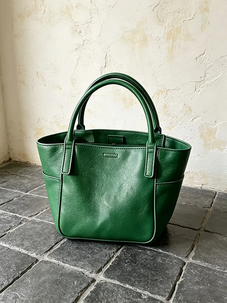 Green Trendy Tote Bag Women's 2026 New Luxury Small Audience High-End Commuter Large Capacity Single Shoulder Underarm Bag