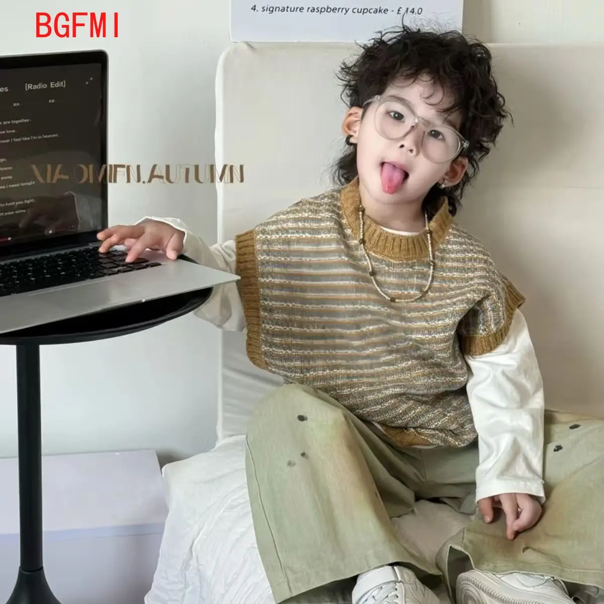 Korean Fashion Boys Spring Autumn Outfit Set Vintage Sweater Vest+ White Ripped T-shirt+printed Distressed Jeans Three Piece Set