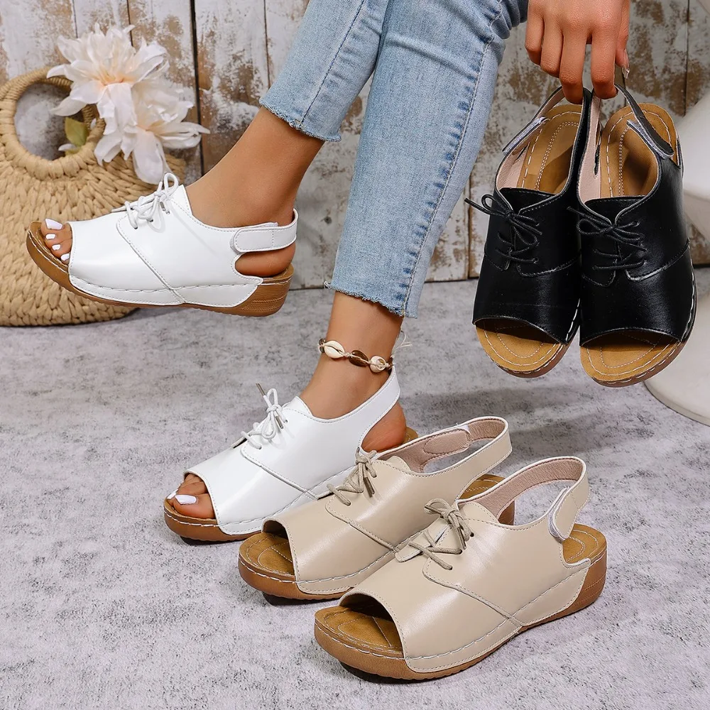 

Women's Slippers Summer New Fashion Metal Button Slides Shoes Wedge Beach Sandals Women Outside Platform Designer Sandals