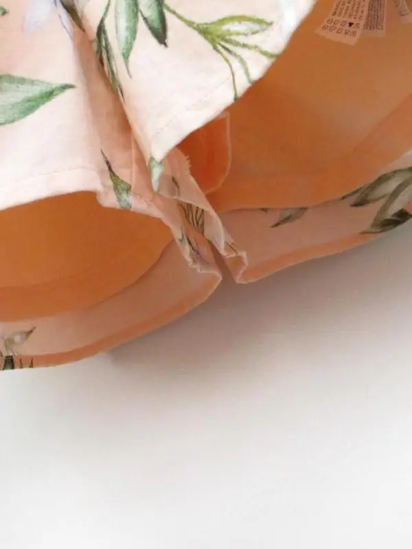 Sukienka letnia damska, wyszczuplająca, z kwiatowym wzorem, z dekoltem w kształcie litery V, podkreślająca talię, z spodniami, z cienkiego materiału.