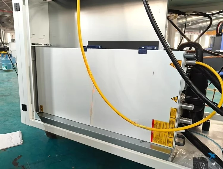 Combined Laser Welding Cutting Cleaning Machine Multifunctional Handheld Laser Equipment  Metal Surface Treatment Machinery
