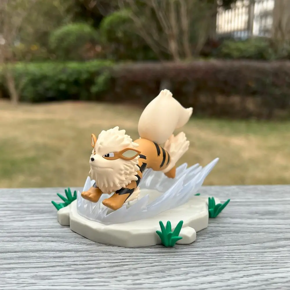 Original Pokemon Venusaur Dragonite Lapras Blastoise Charizard Arcanine Anime Figures PVC Toys Kawaii