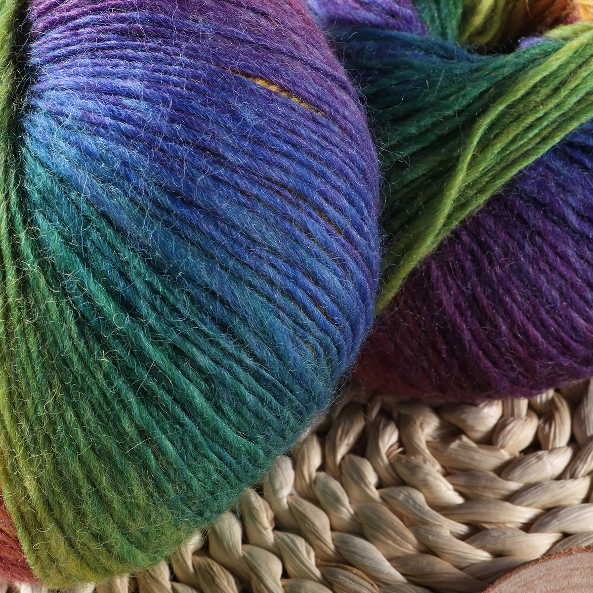 

2Pcs Colorful Wool Yarn Rainbow Multicolor Bright Fade Resistant Smooth Knitting Crochet Yarn for Clothing Accessories Crafts