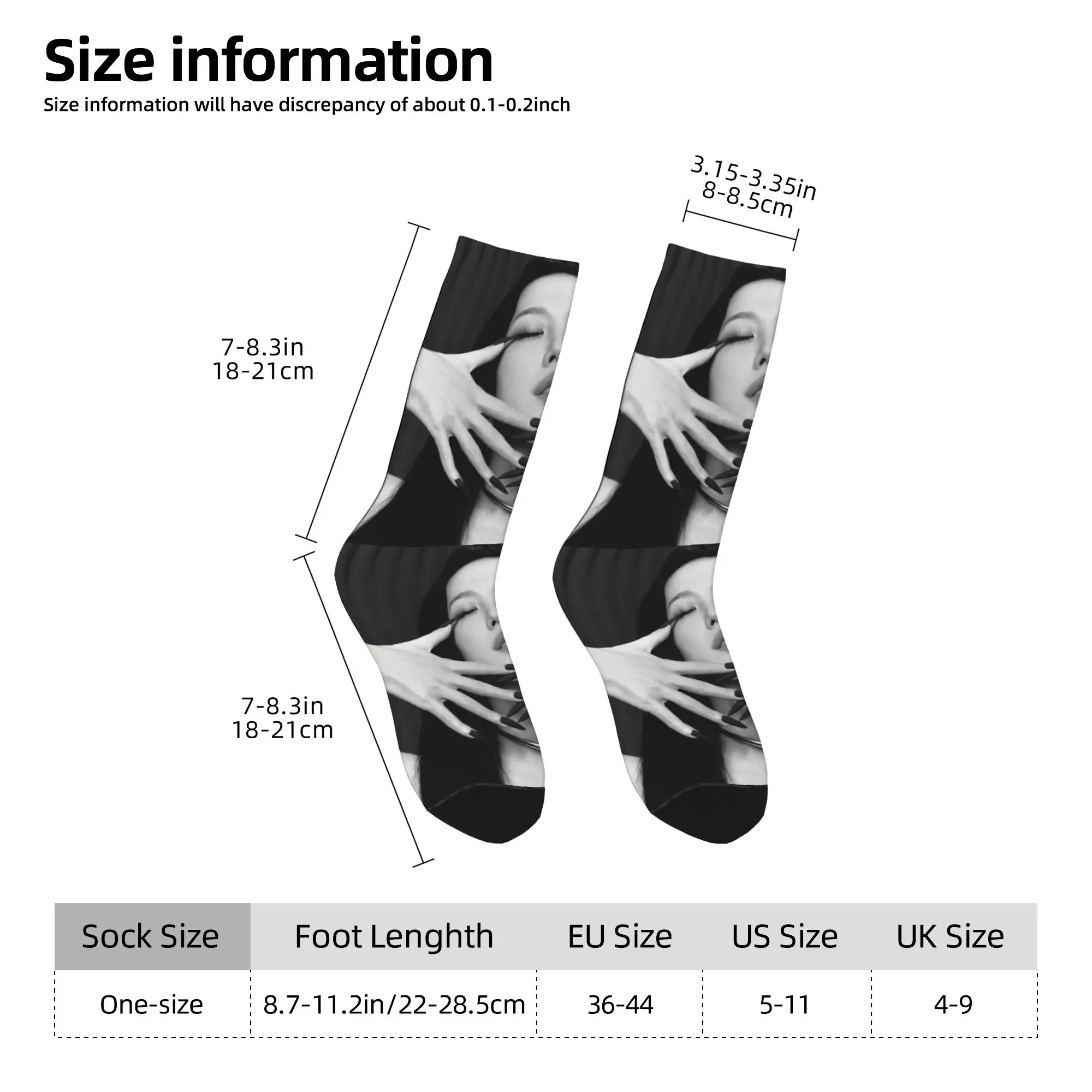 ถุงเท้าลายกราฟิกแฟชั่น Zayn Malik & Jisoos 2025 Eyes Closed ถุงเท้ากันลื่นสำหรับฤดูหนาว ถุงเท้าคู่รักสำหรับเล่นกีฬากลางแจ้ง ถุงเท้านุ่ม