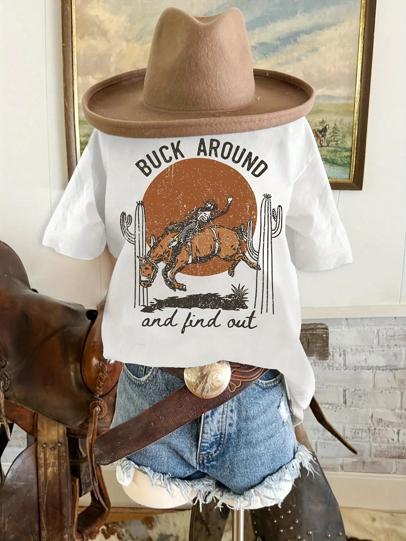 

Женская футболка с западным принтом «Buck Around And Find Out» с дизайном в стиле ковбойского родео, повседневная, свободного кроя