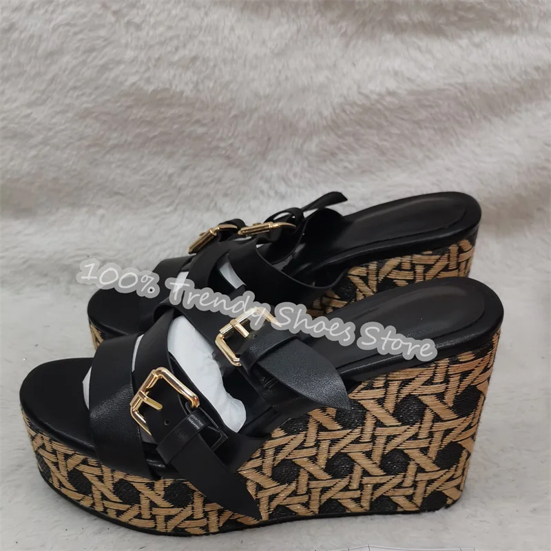 

2025 New Fashion Chunky Platform Wedges Belt Buckle Sandals Mixed Color Peep Toe Summer Outside Slippers Ladies Dress Shoes