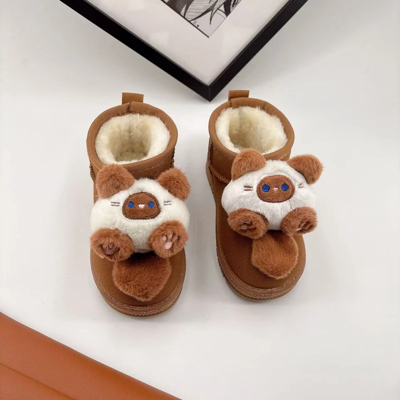 

Детская плюшевая обувь с милыми игрушками. Детские зимние сапоги. Толстый теплый мех. Новинка зимы 202. Ботильоны для мальчиков и девочек. Удобные нескользящие ботильоны.