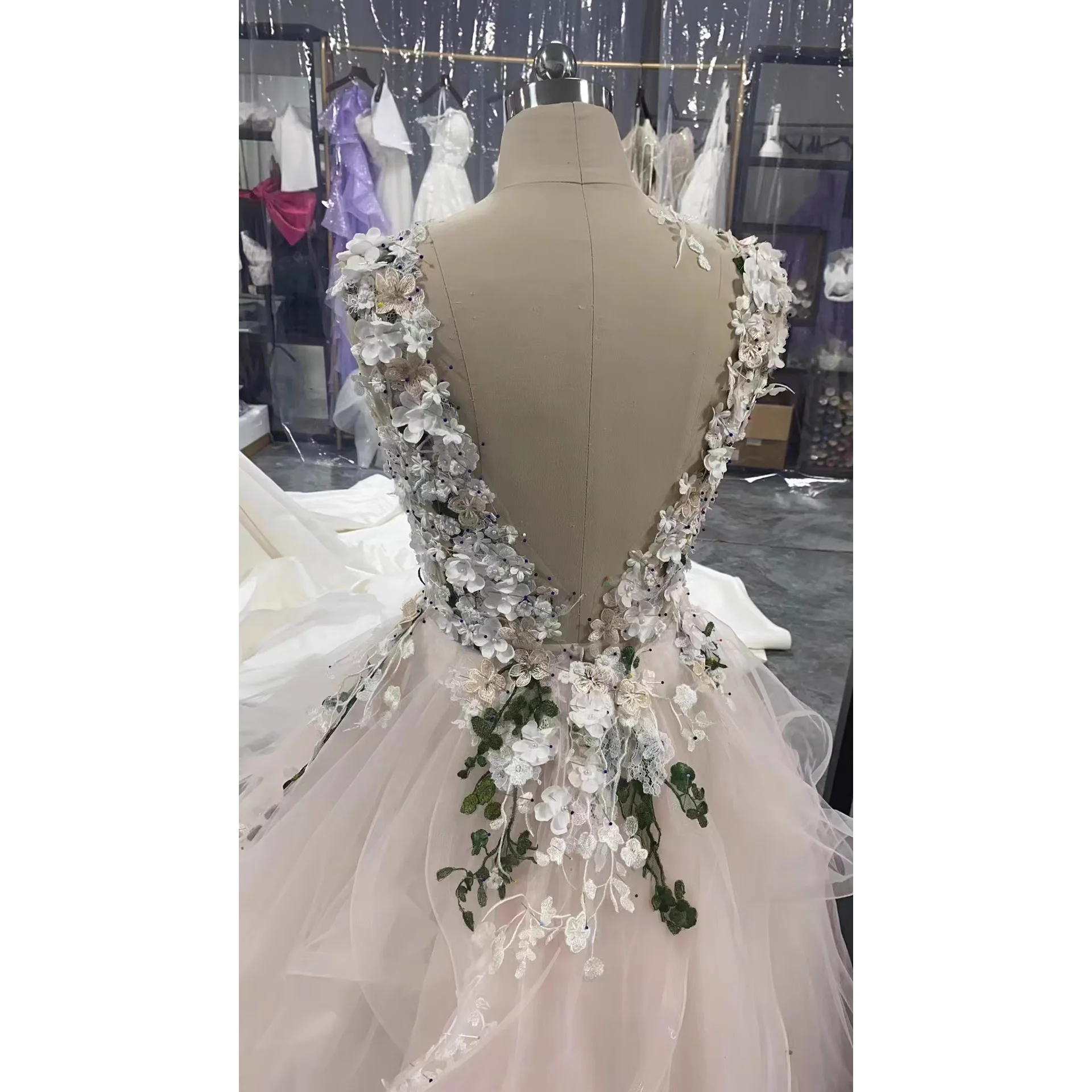 Vestidos de novia florales de estilo Hada, vestido de novia de graduación exuberante, apliques de malla larga, vestido de fiesta de una línea para bodas