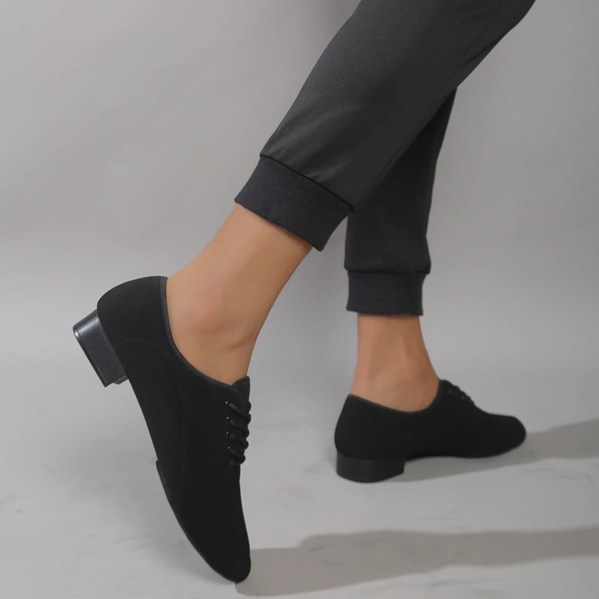 Men Standard Dance Shoes Ballroom Shoe Canvas Split Practice Competition Men Modern Dancing Shoe Dancesport
