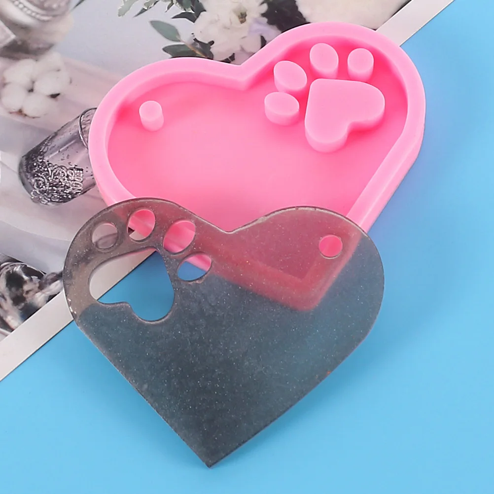 

4pcs Heart Paw Keychain Mold Silicone Resin Pendant Crafts Smooth Easy Demould Jewelry Casting Mold Decorative