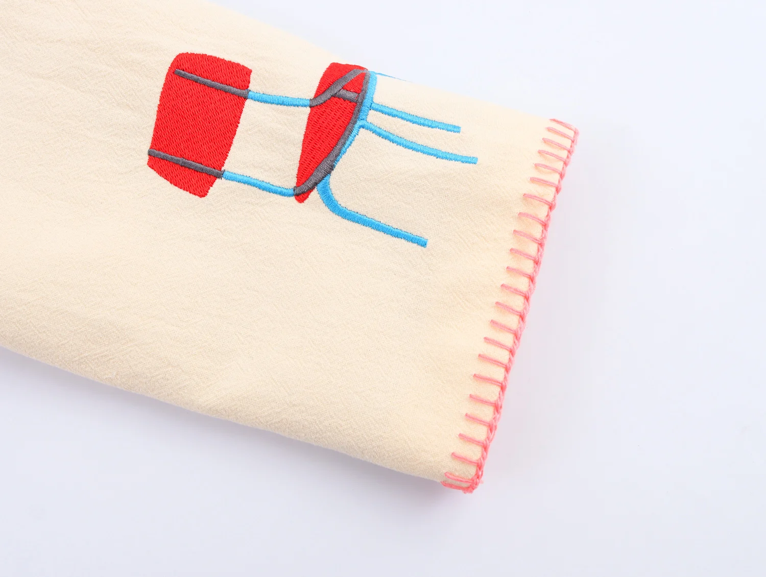 معطف قصير نسائي جديد لخريف 2025 فضفاض فضفاض برقبة دائرية وأكمام طويلة ومطرز متباين