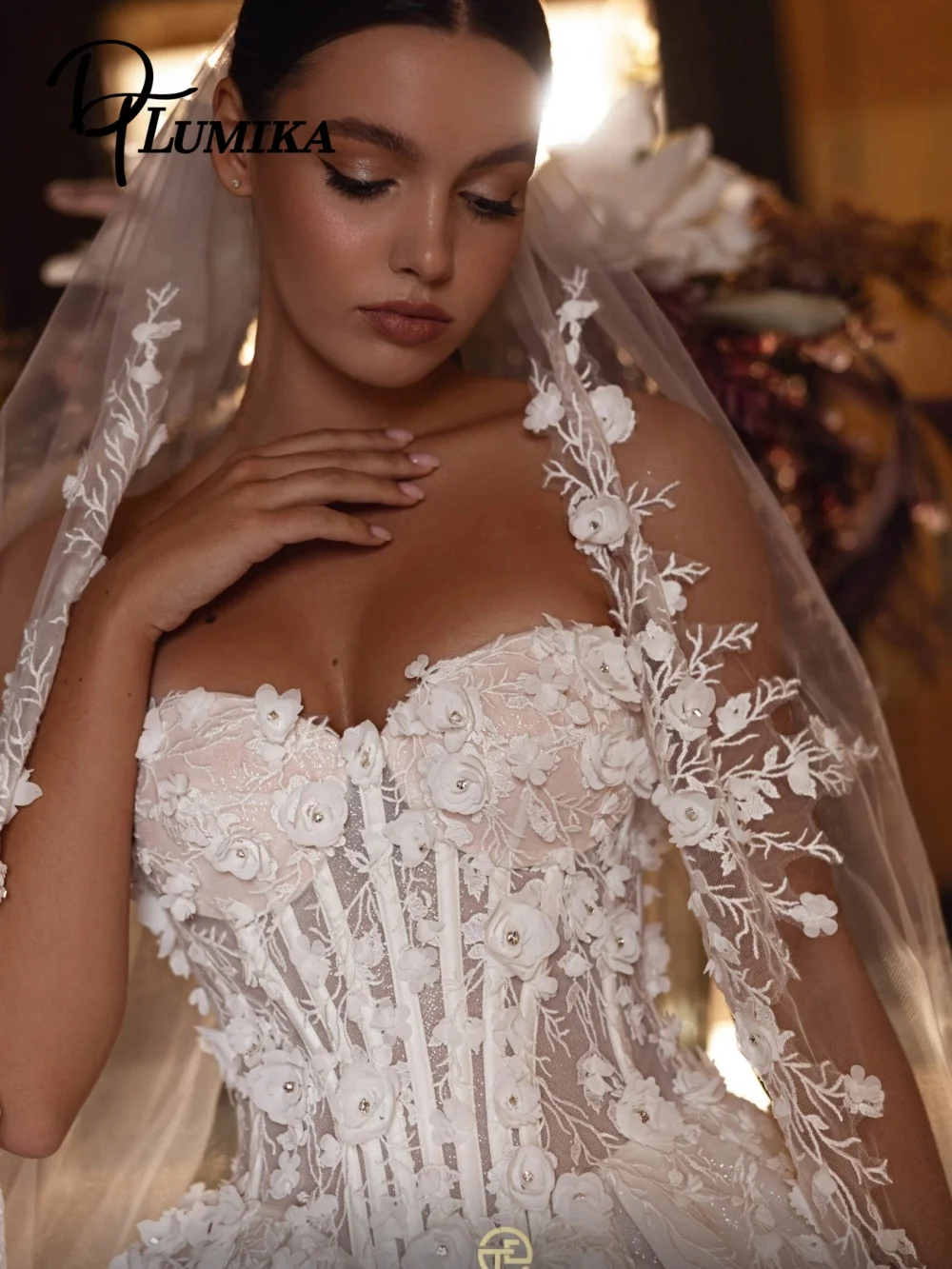 

Sexy Sweetheart Formal Wedding Dress With 3D Flowers Elegant Bridal Gown With Side Slits Applique Floor-Length Customized