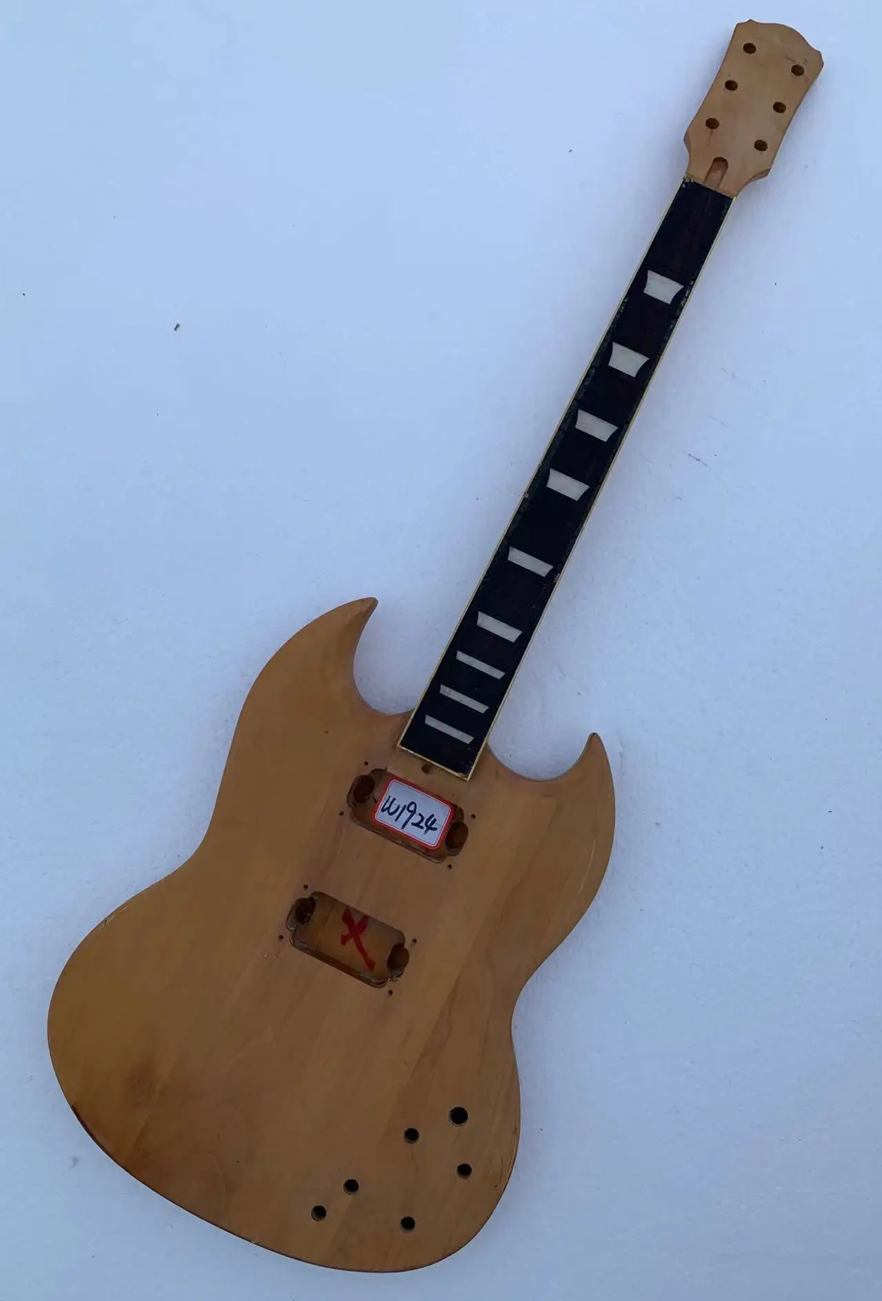 

DIY Custom 6 Strings Electric Guitar Part Guitarra without Hardwares in Stock Discount Free Shipping W1924