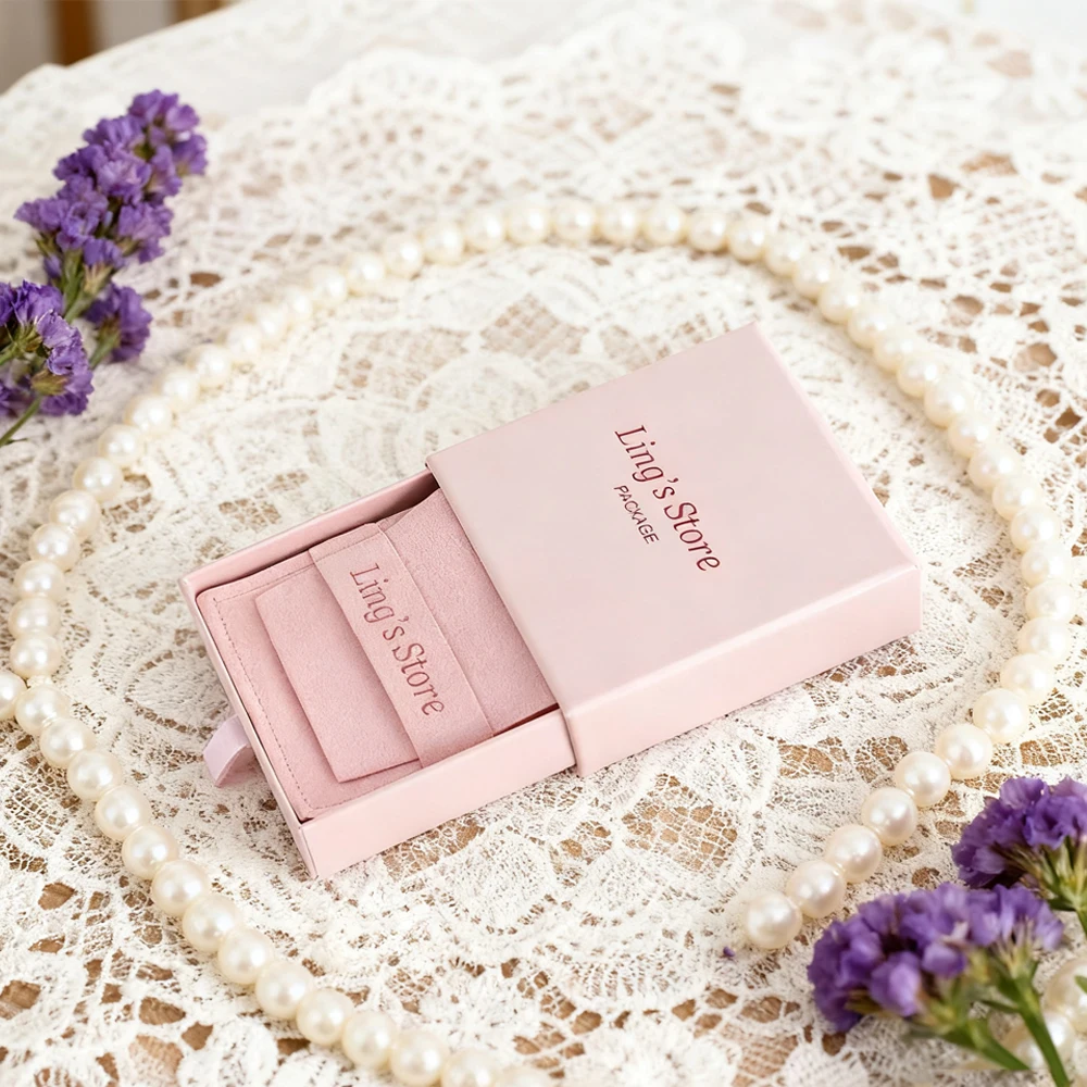 

24 комплекта, роскошная персонализированная бумажная шкатулка для ювелирных изделий, 9x9x2,5 см и 8x8 см, замшевая сумка-конверт из микрофибры, сумка-органайзер для колец и сережек