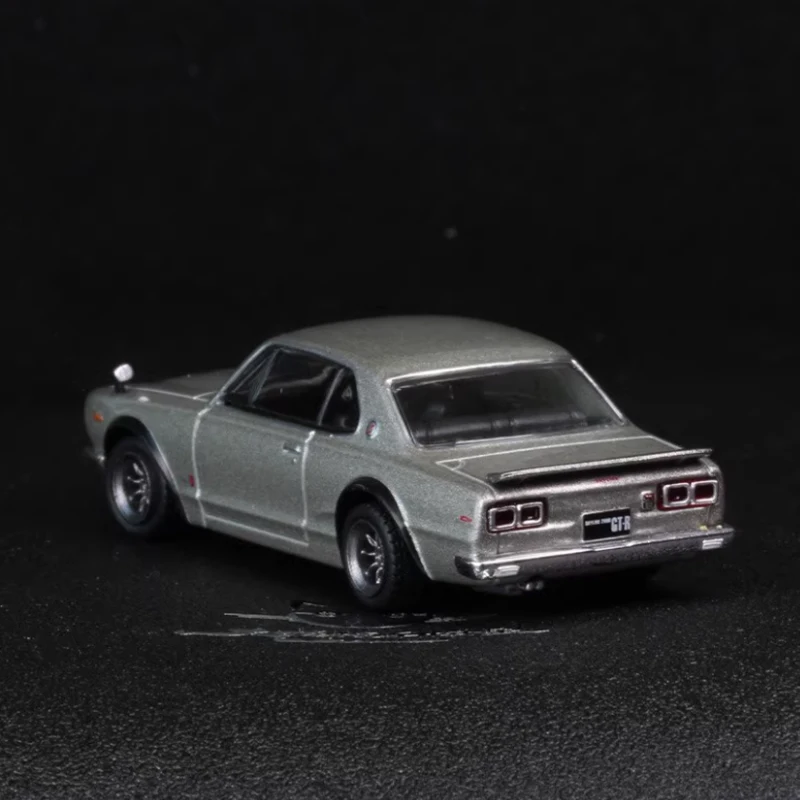 دييكاست الأصلي 1:64 مقياس 2000 GTR سبيكة نموذج محاكاة الديكور الكلاسيكي الهوايات الهدايا التذكارية جمع عرض ثابت #4