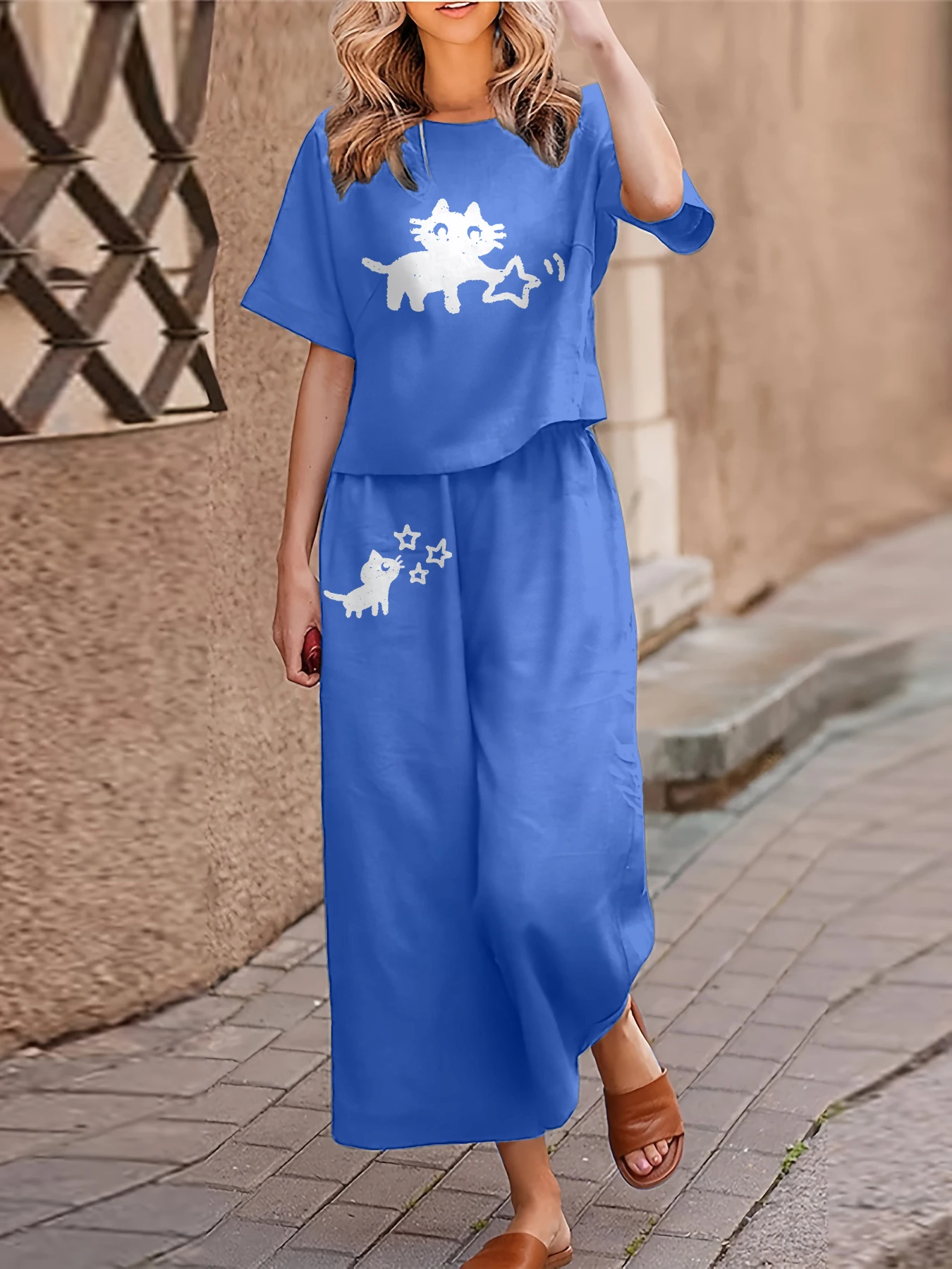 

Женский повседневный комплект из двух предметов больших размеров, футболка с короткими рукавами и принтом, брюки, комплект из двух предметов, свободный круглый вырез