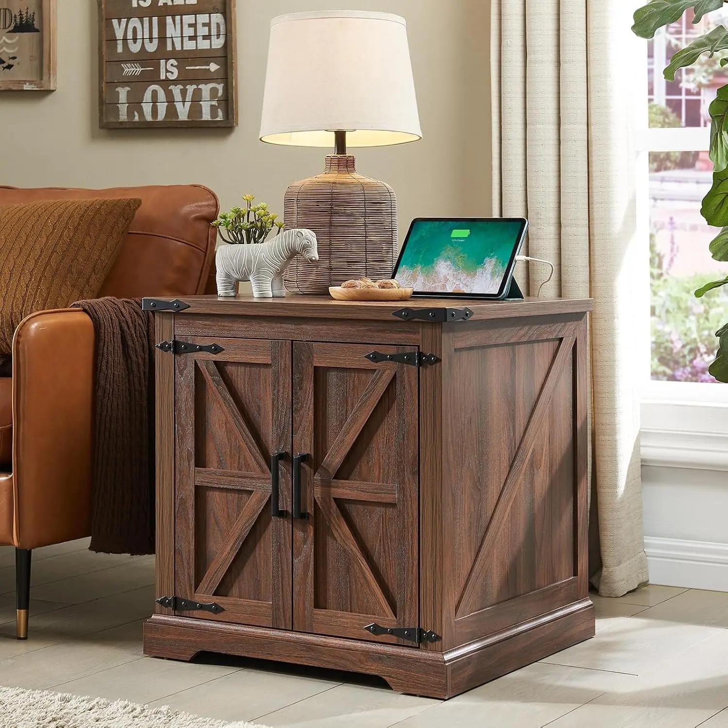 Farmhouse End Table with Charging Station, 24