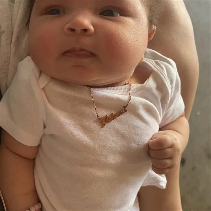 Kalung Nama Bayi Kustom Yang Dipersonalisasi Kalung Perhiasan Liontin Nama Baja Tahan Karat Hadiah Unik Wanita Ide Hadiah Kustom