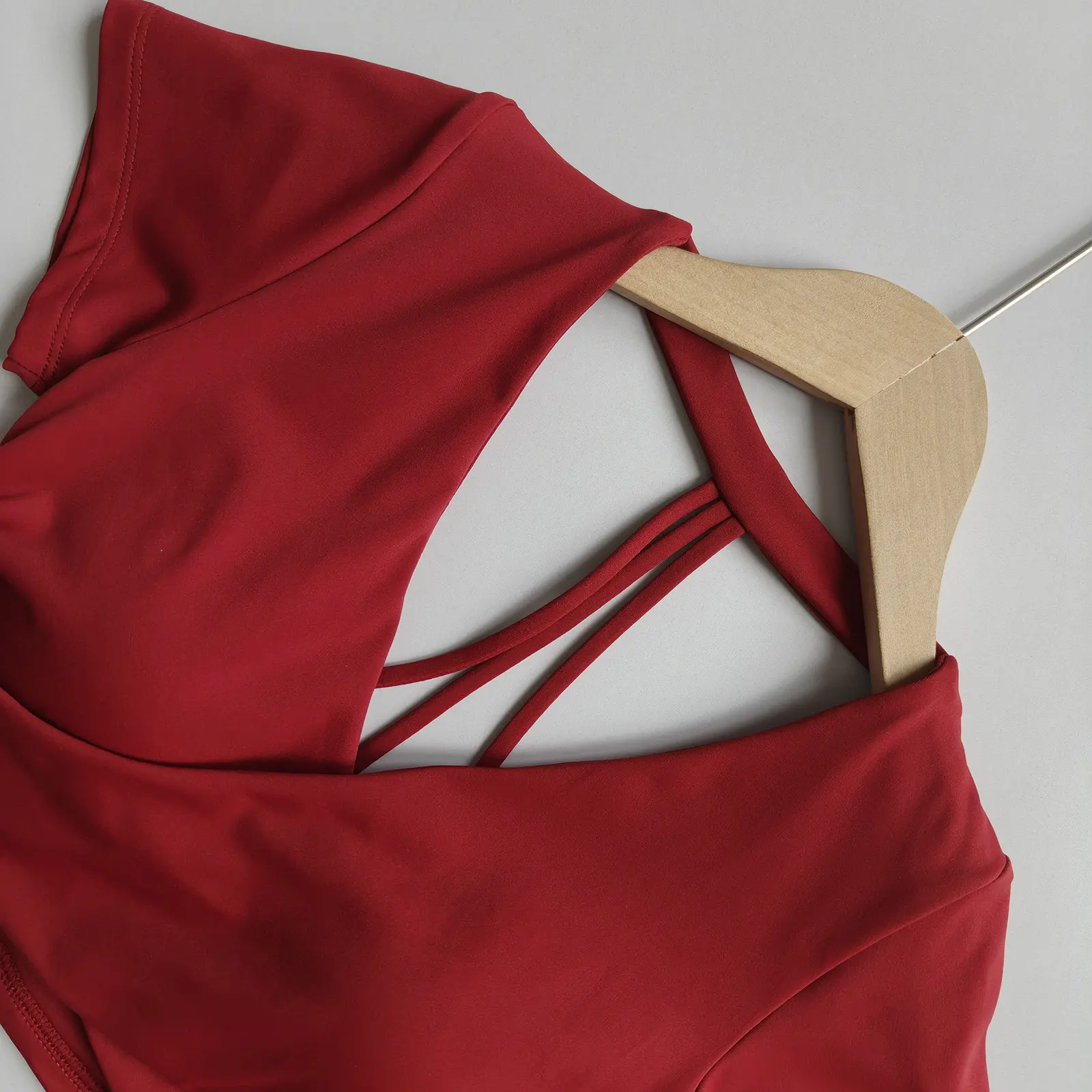 Women Slim Fit Short Sleeve Yoga T Shirt Built In Bra Pad Quick Dry Breathable Running Dance Fitness Training Sports Top