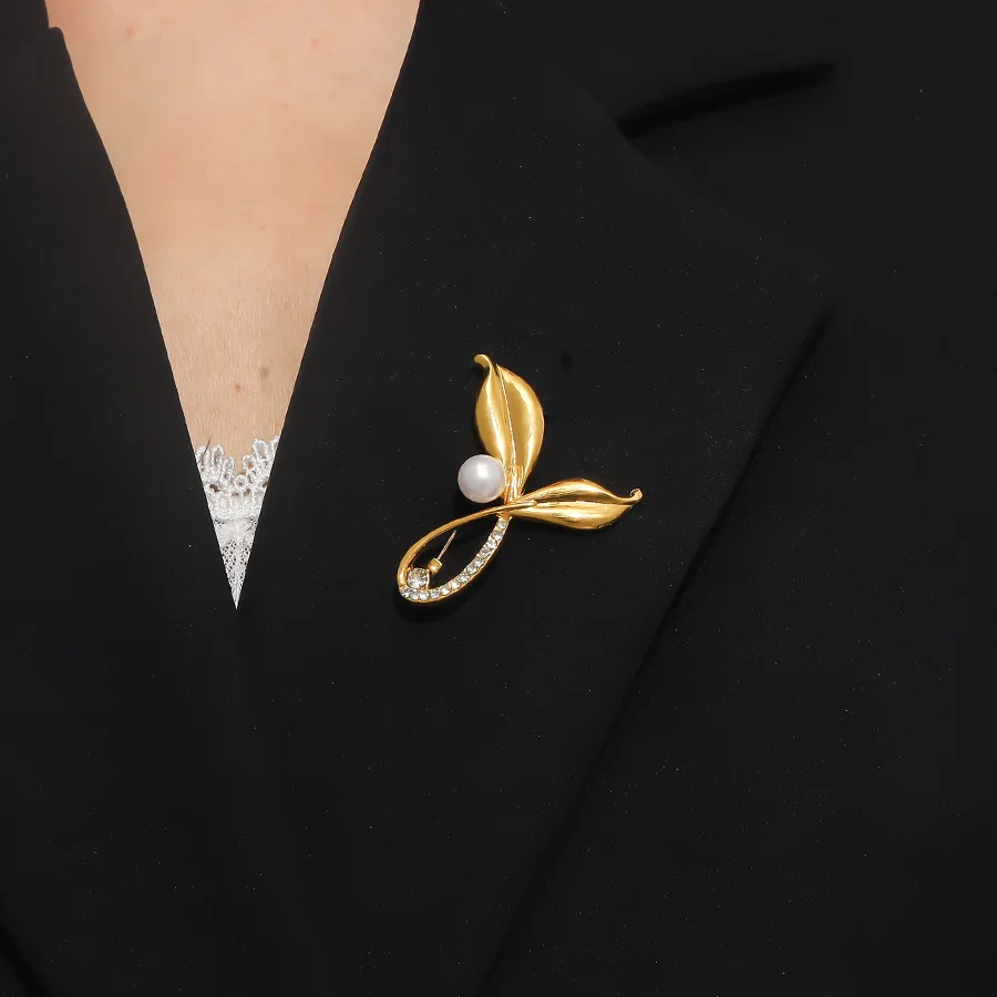 Минимально-гладкий-дизайн-листьев-с-универсальной-брошью-с-жемчужным-рыбьим-хвостом-и-бриллиантами-цветок-на-груди-листьев