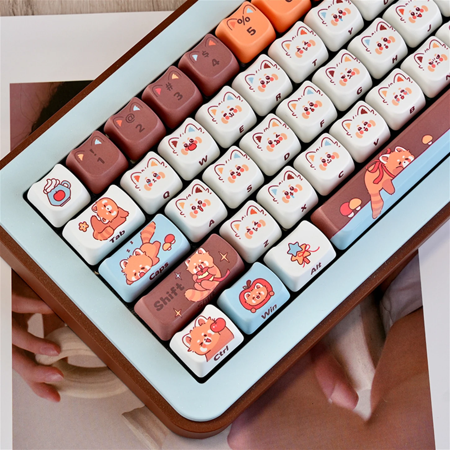 

Small Bowl Bear Keycap Set PBT 128 Key MAO Brown Pet Theme Suitable for 60/64/84/98/108 Gaming Mechanical Keyboard MX Switch
