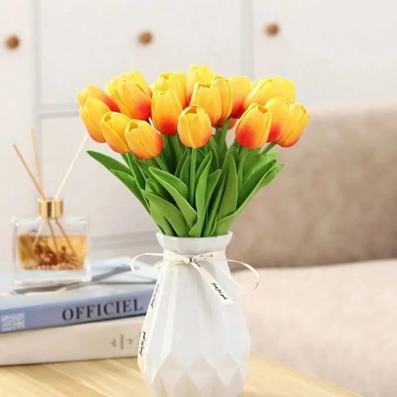 35cm White Tulip Simulation Feel Tulip Flower Home Decoration Ornaments Wedding Photography Props Fake Flowers 10pcs