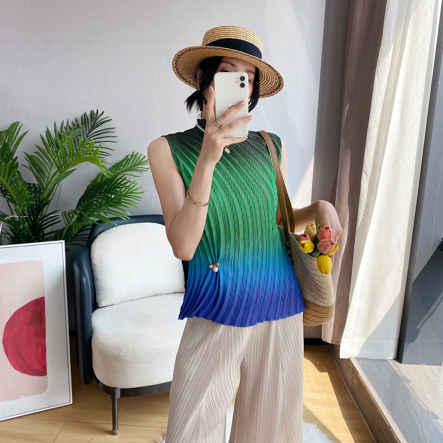

Green Blue Ombre Pleated Mock Neck Sleeveless Top Textured Blouse Relaxed-Fit Vibrant Chic Trendy Daily Vacation Essential 2026