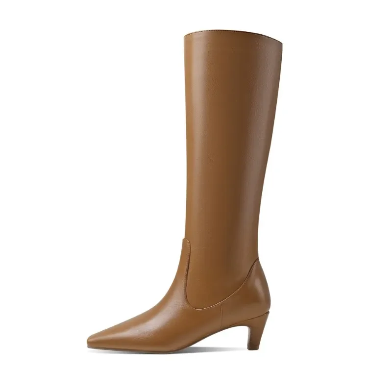 

Модные женские длинные сапоги на высоком каблуке 5 см с маленьким квадратным носком, новые однотонные черные, коричневые повседневные минималистичные сапоги до колена, размер 43