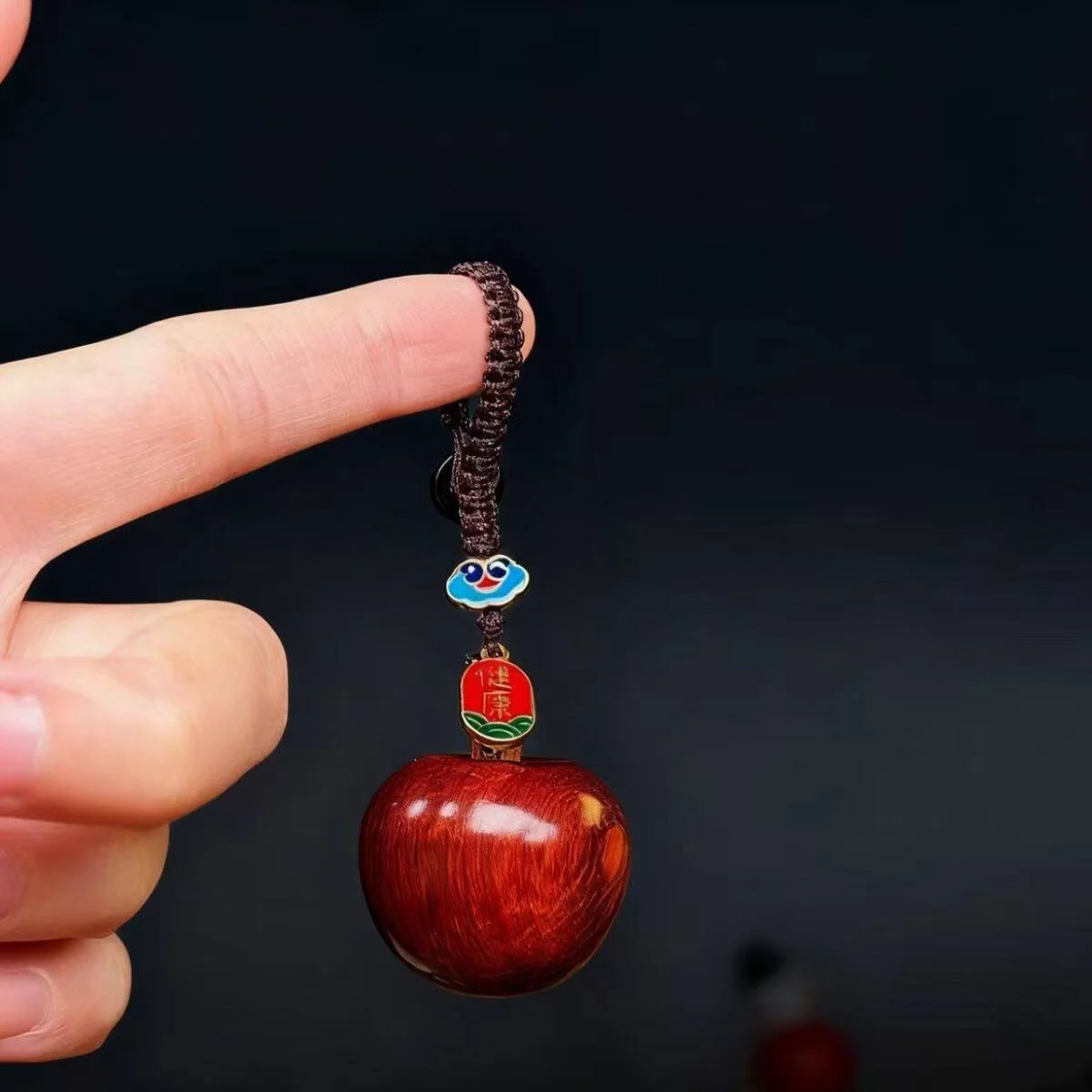 Hand Carved Natural Wood Apple Phone Charm Strap, Vintage Wooden Fruit Pendant Keychain, Handmade Braided Rope Bag Charm Ornamen