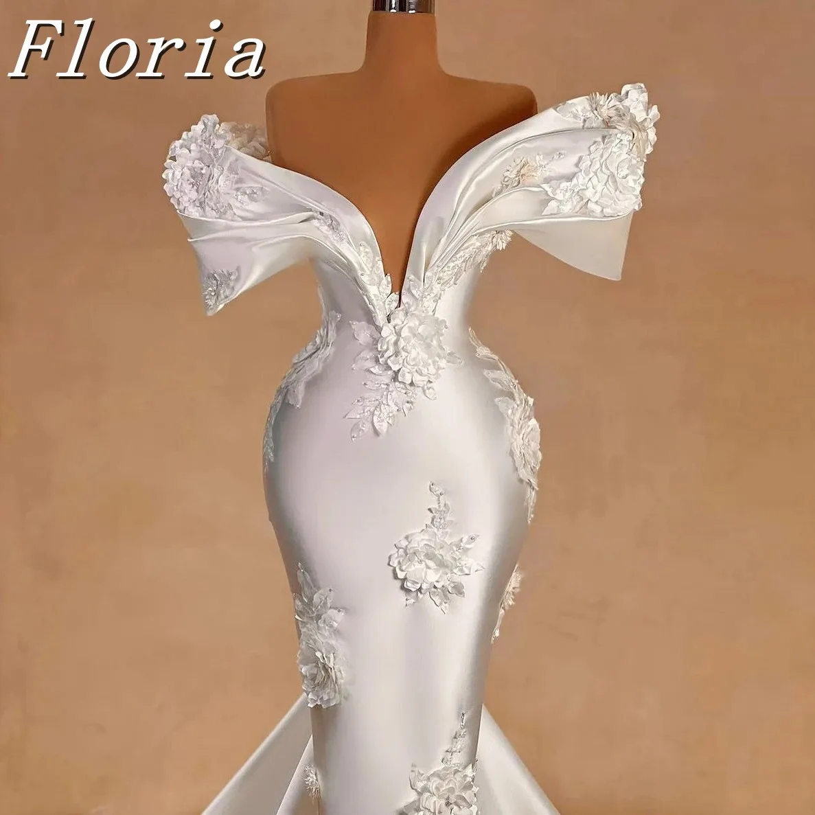 

Customized Design Pure White Strapless Forged Face Wedding Dress Arab Dubai Evening Dress Dance Long Dress