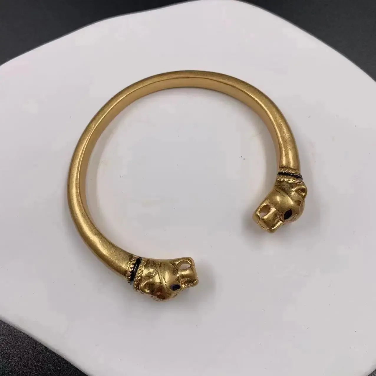 

Vintage 14K Gold Plated Silver Unisex Leopard Head Bracelets Open Cuff Bangles For Male Wristband 1860s Antique Jewelry Custom
