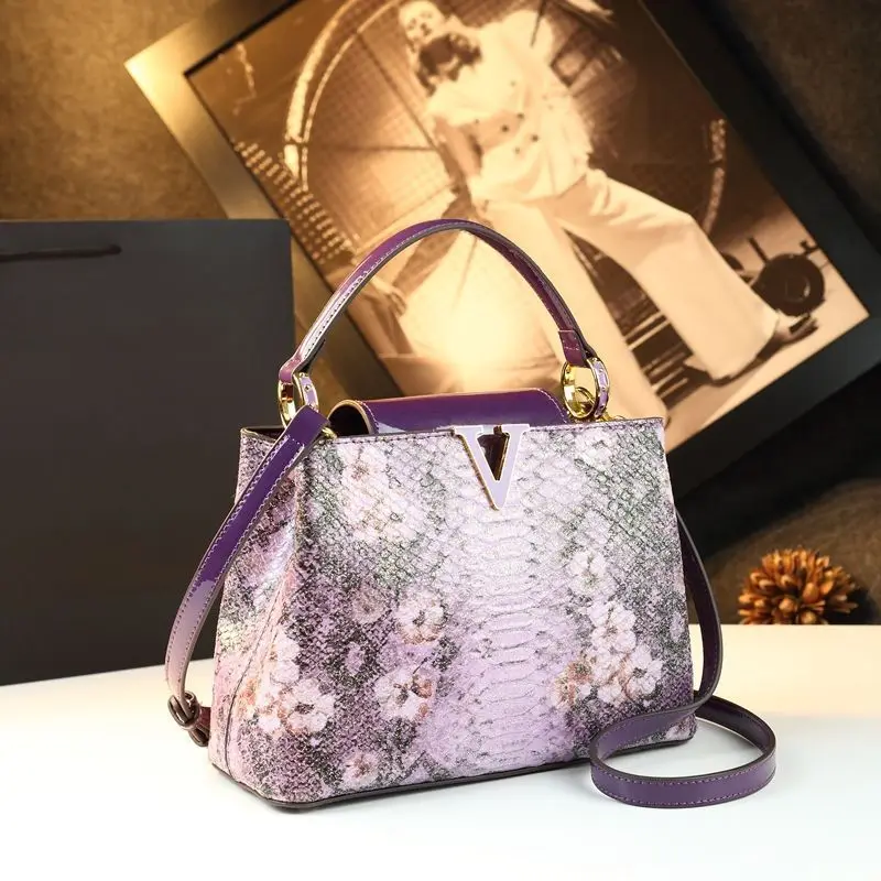 

Luxury Chic Diaper Bag For Women Elegant Crossbody Bag Designer Leather Tote Minimalist Vintage For The Stylish Mother