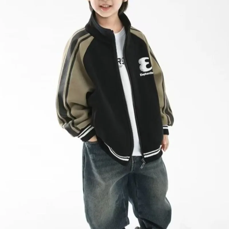 Nowa, stylowa kurtka baseballowa dla chłopców na jesień i zimę 2025, dla maluchów i starszych dzieci, całoroczna kurtka zapewniająca ciepło.