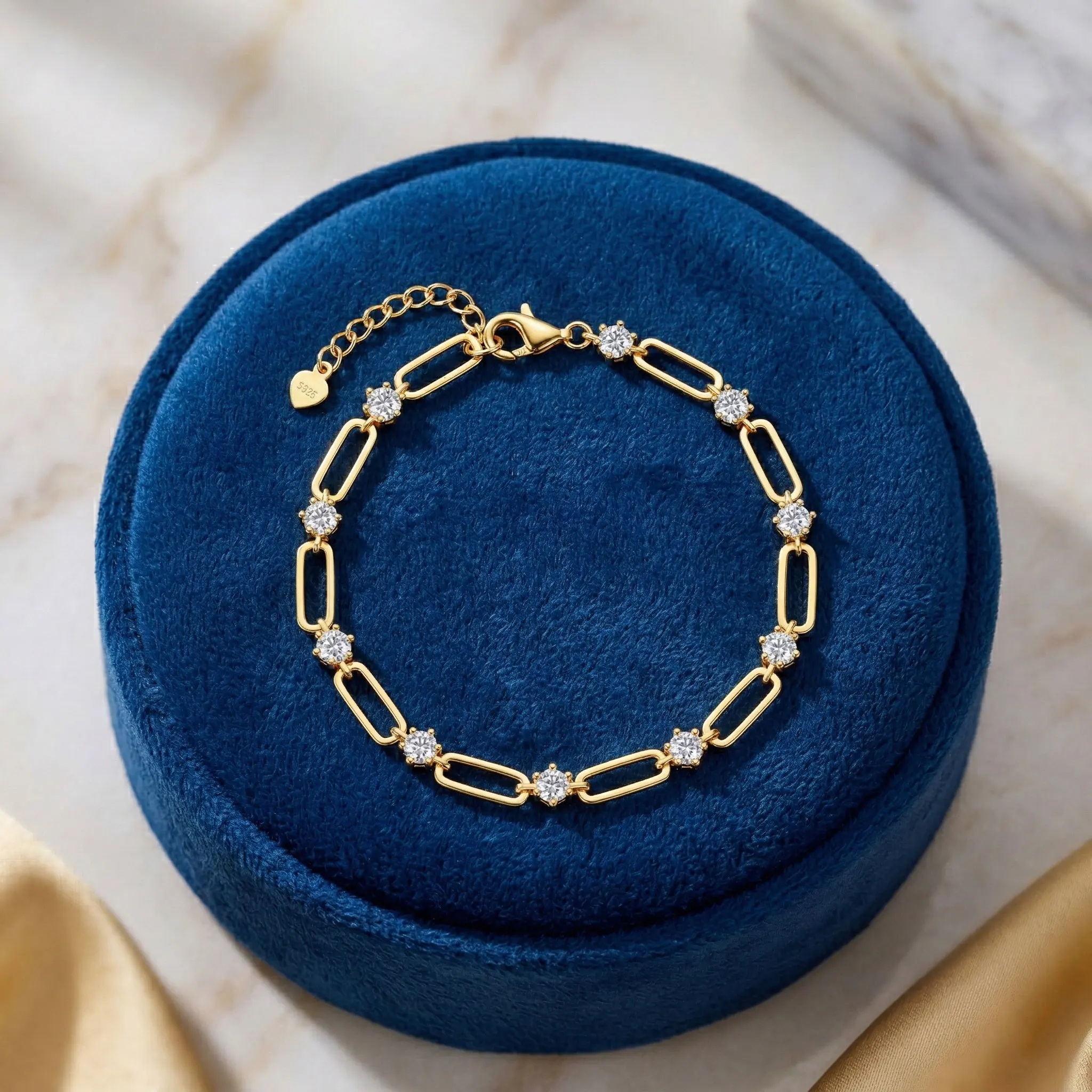 

925 Sterling Silver Moissanite Paperclip Chain Bracelet 19cm Adjustable Gold Tone Link Chain for Women Elegant Daily Wear Gift