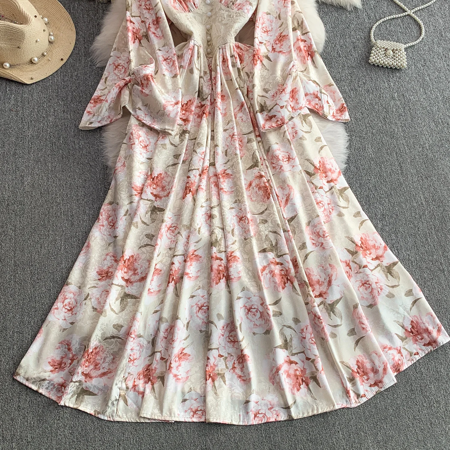 Vintage Elegant V-Neck Floral Print Dresses Women Temperament Fashion Lace Splicing Long Sleeve Vacation Dress Ladies Long Dress