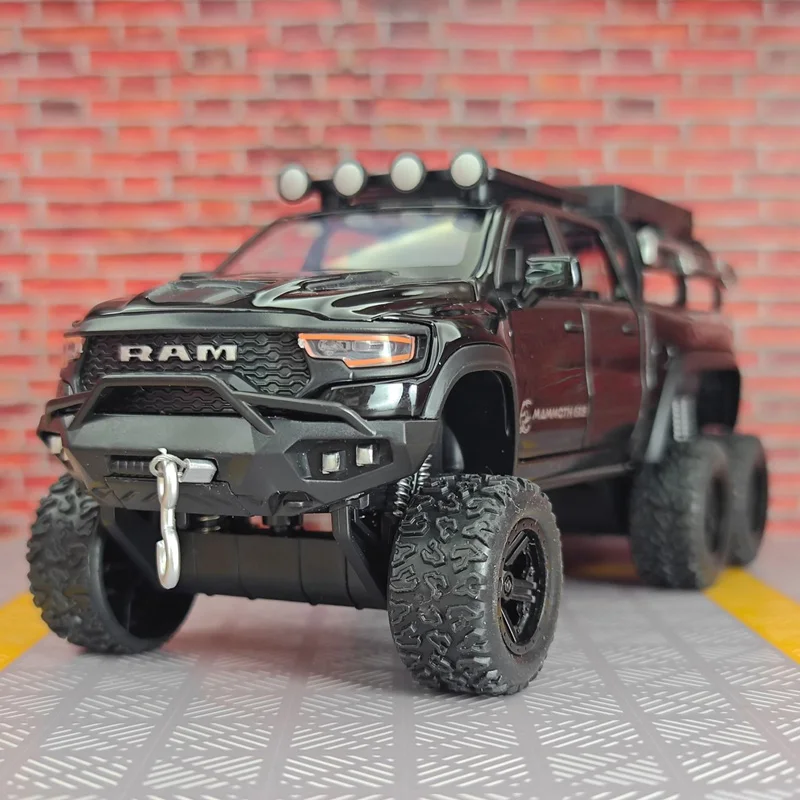 

1:32 Dodge Tyrannosaurus 6X6 alloy off-road vehicle model, car decoration collection, door can be opened, children's toy car