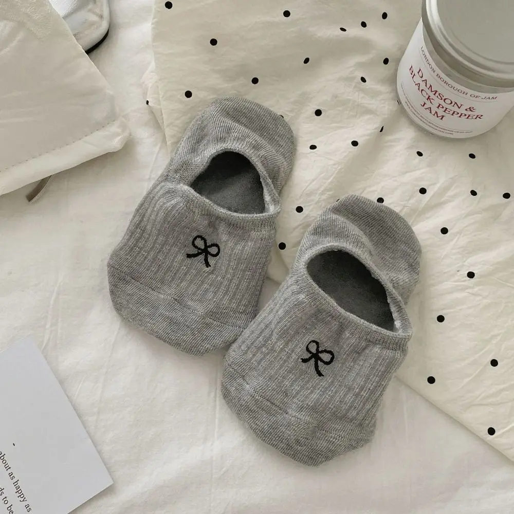 Новинка, дышащие однотонные носки-лодочки в английском стиле, Нескользящие тонкие милые чулки