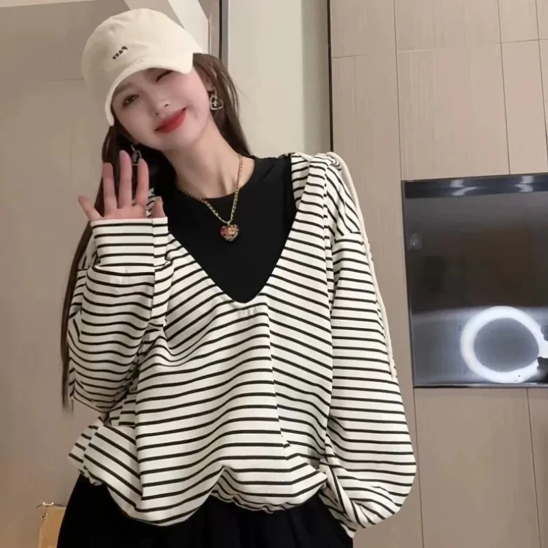 

Lazy Style Striped Fake Two-piece Hoodies Sweatshirts Spring Autumn Long Sleeve Short Casual Tops Fashion Korean Women Clothing