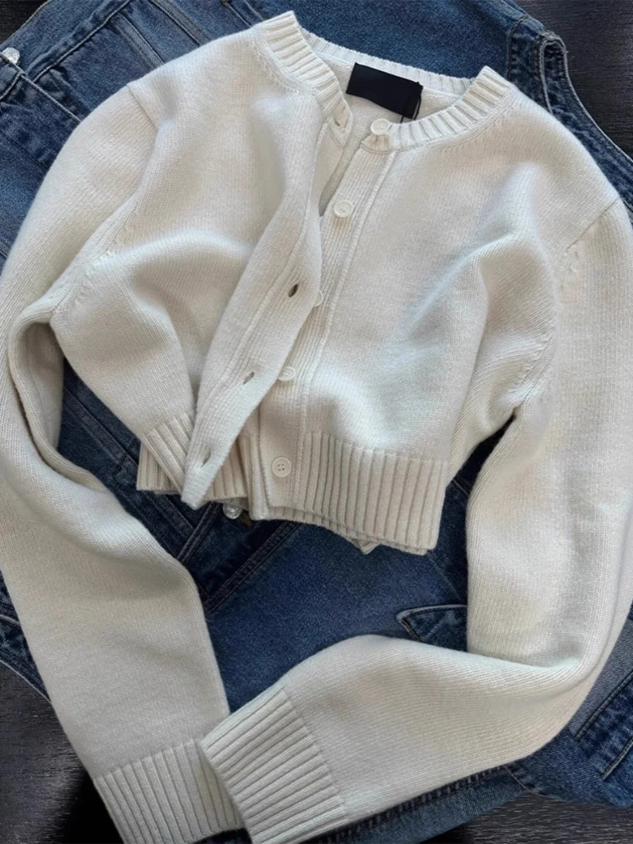 

Dongda Gate Japanese Style Retro White round Neck Single Button Knitted Short Cardigan Women's Autumn Winter Sweater Jacket